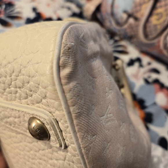 Louis Vuitton Trapeze Bag - Picture 10 of 16